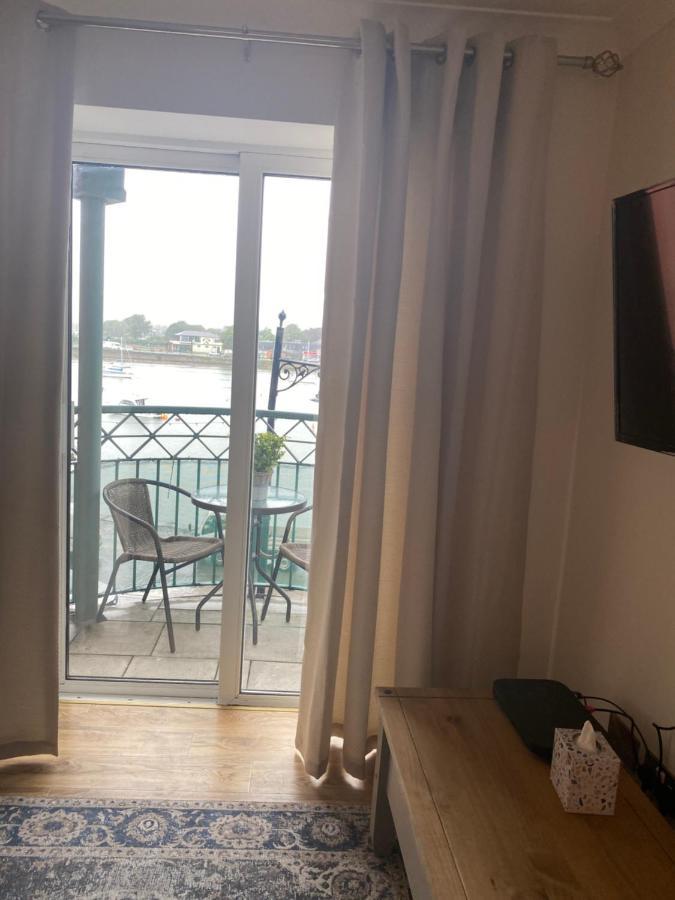 Appartment With Sea View ดันการ์วัน ภายนอก รูปภาพ